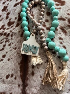 Howdy Bead Garland - Farmhouse Decor